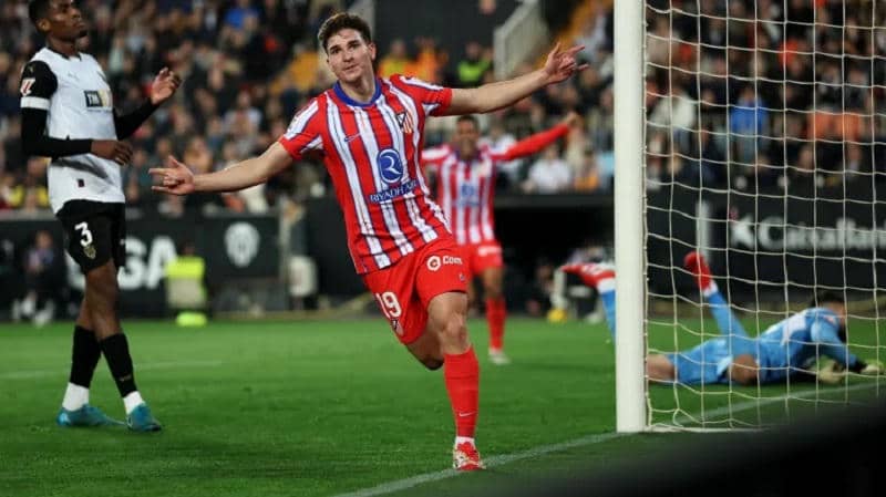 Phân tích lực lượng và phong độ